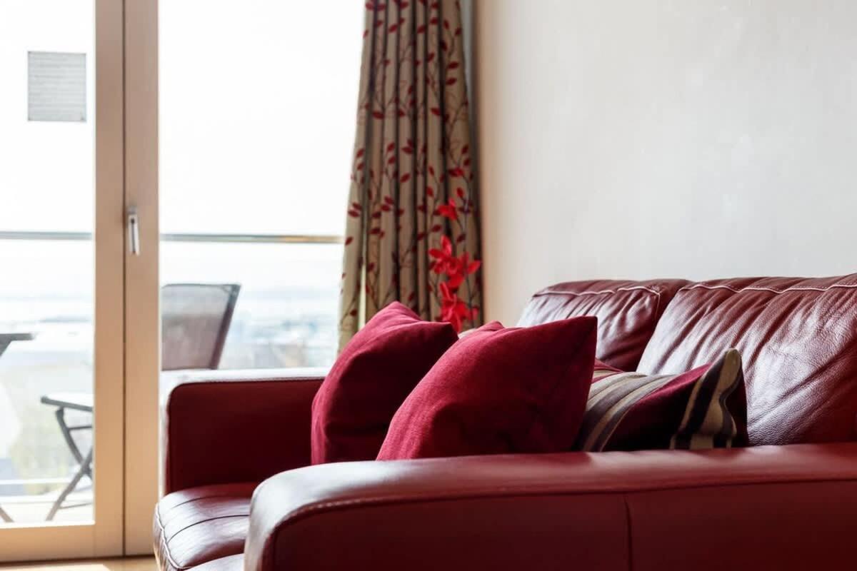 Purbecks Villa Пул Екстериор снимка