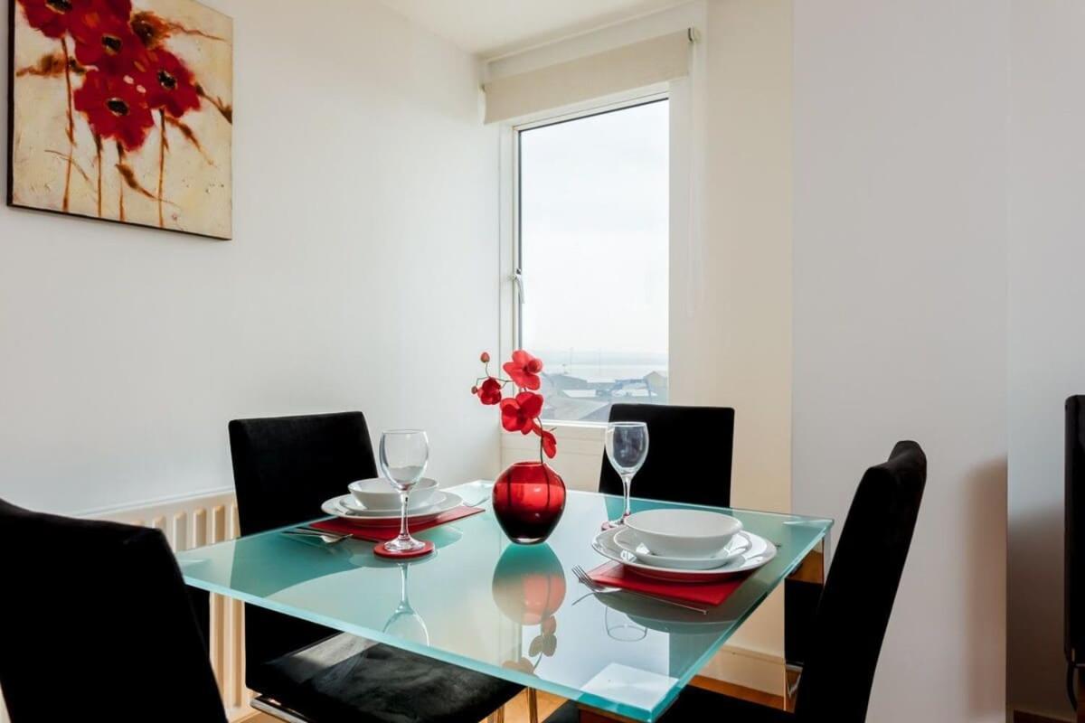 Purbecks Villa Пул Екстериор снимка